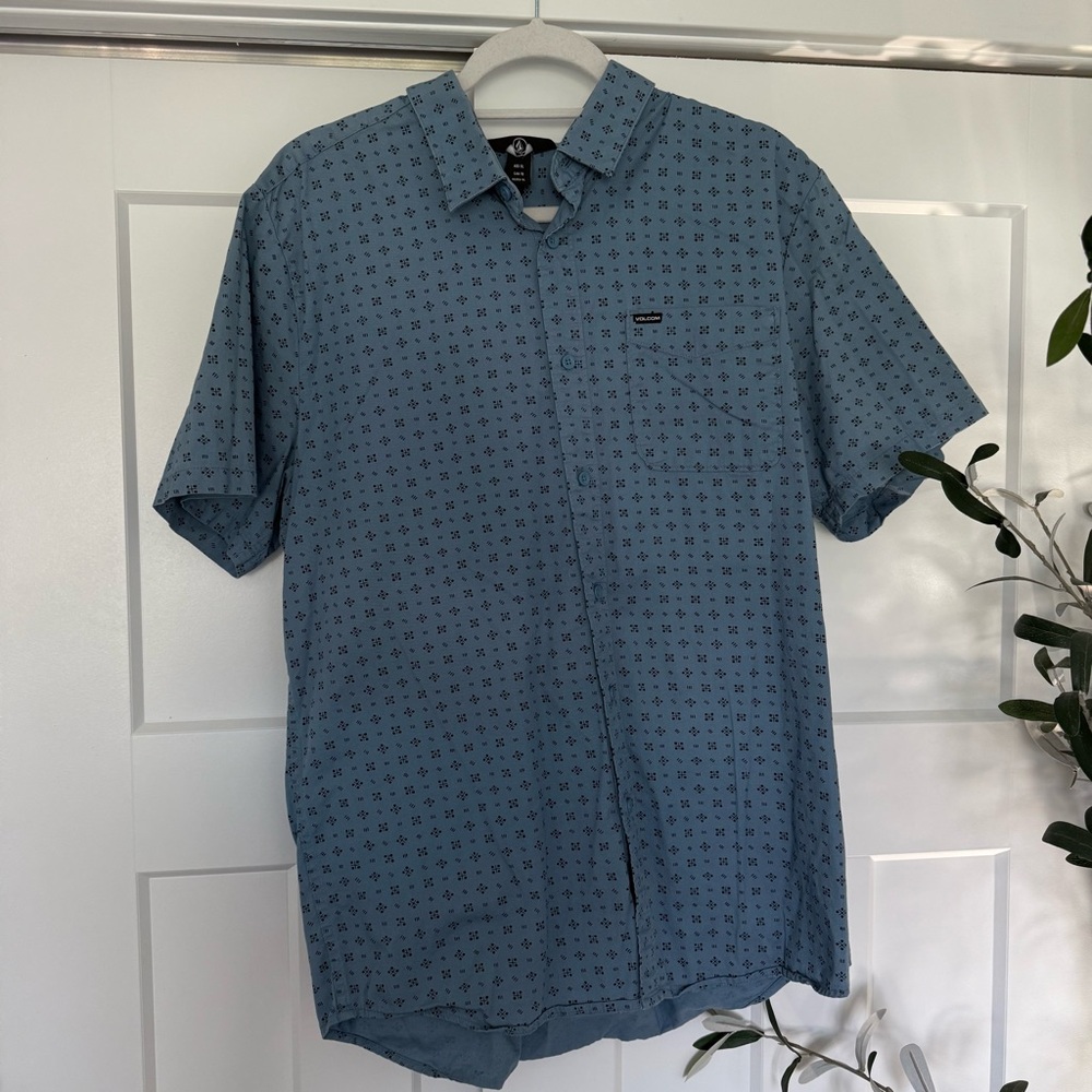 Volcom Blue Casual Button Down Shirt